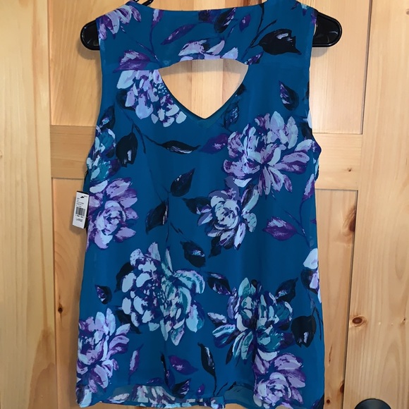 New! AGB Floral Tank - Picture 4 of 8